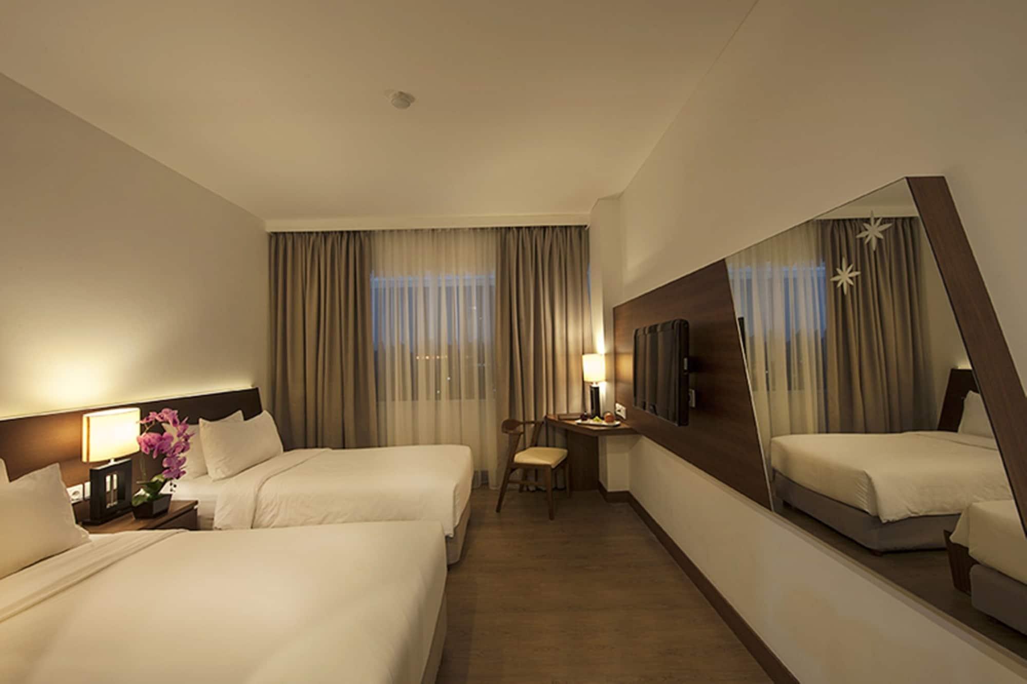 D'Primahotel Тангеранг Екстериор снимка