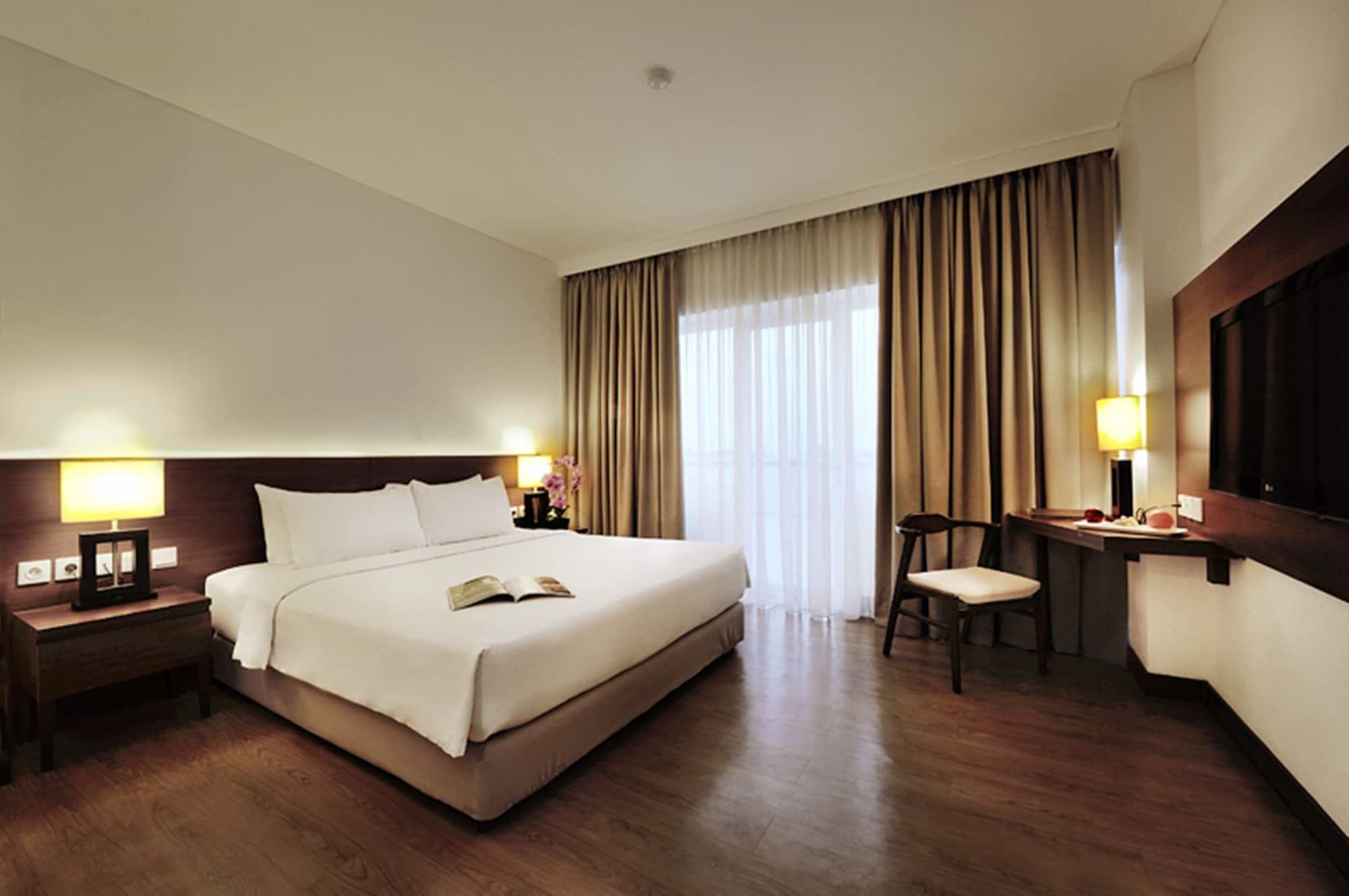D'Primahotel Тангеранг Екстериор снимка