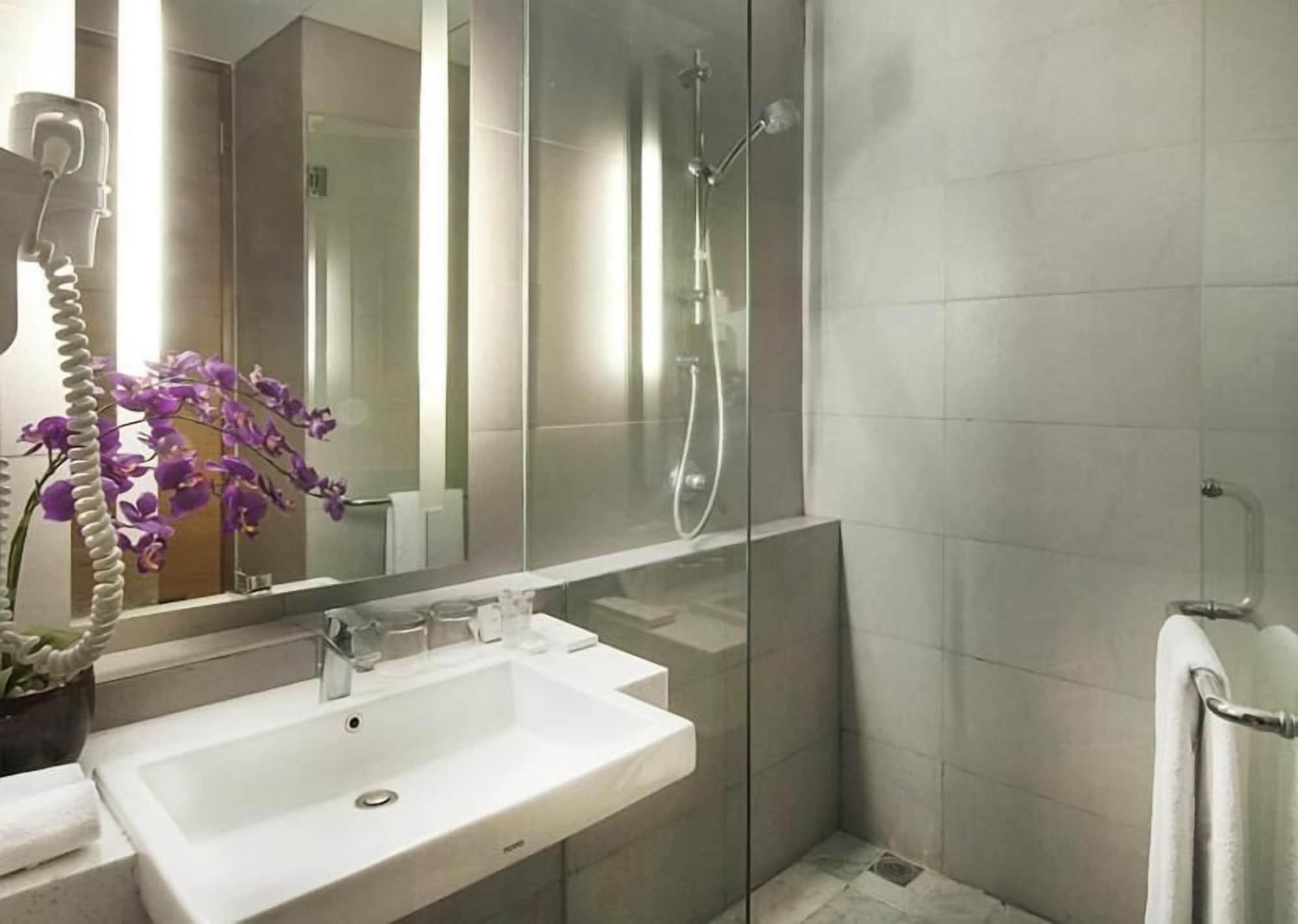 D'Primahotel Тангеранг Екстериор снимка