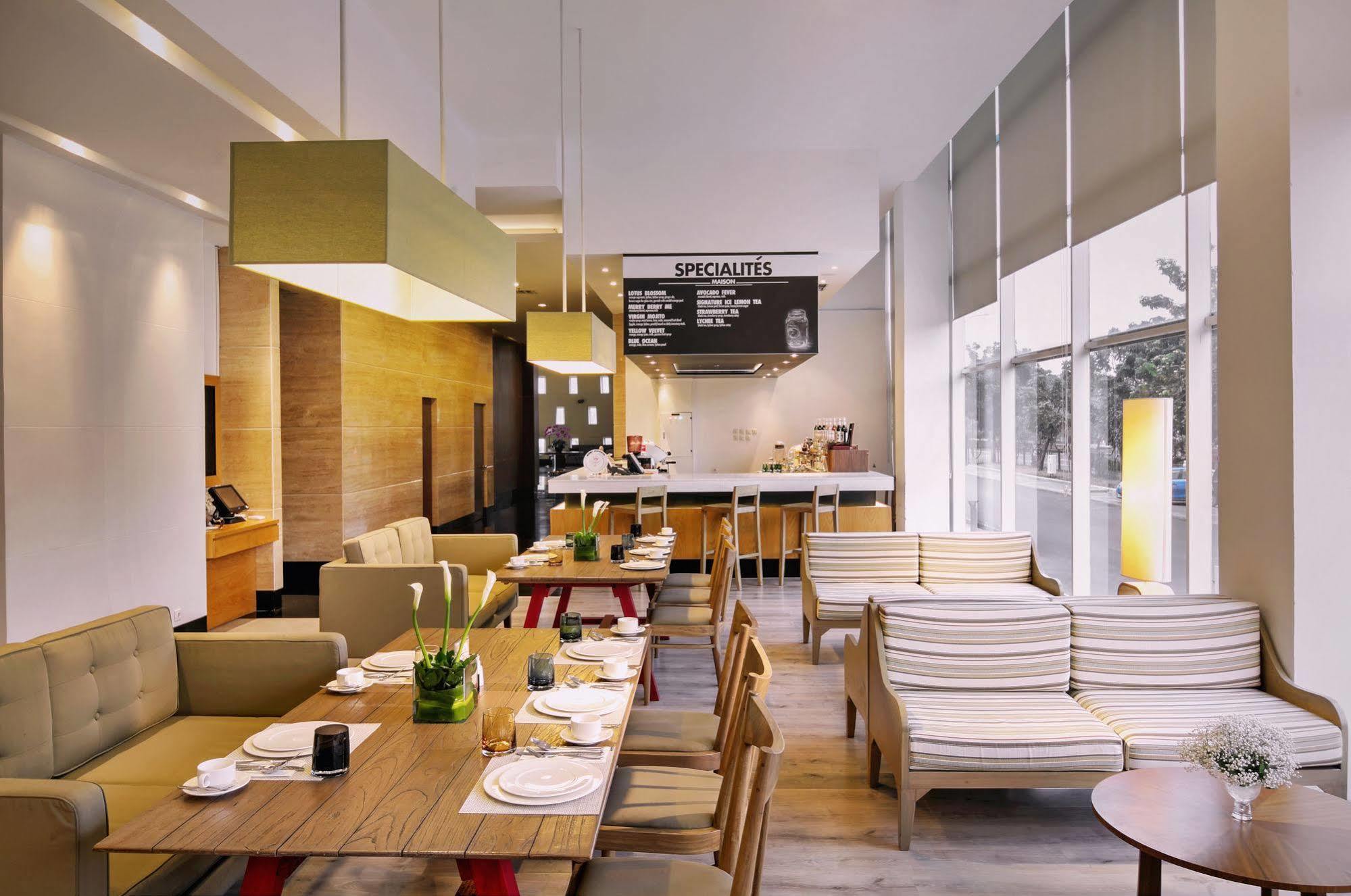 D'Primahotel Тангеранг Екстериор снимка